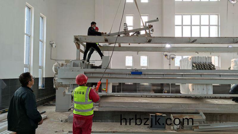 折(zhe)疊帶(dai)式(shi)壓濾(lv)機(ji)的結構(gou)特(te)點