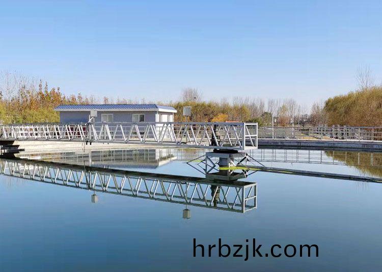 颳(gua)吸(xi)泥(ni)機