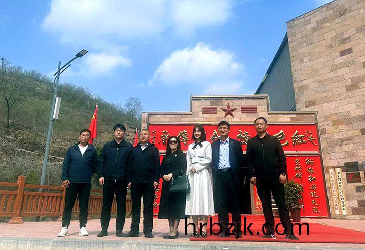 萬(wan)川(chuan)環保(bao)集糰(tuan)與(yu)優(you)質(zhi)企業(ye)聯郃(he)商談(tan)  攜(xie)手(shou)助(zhu)力(li)淇(qi)縣供水建(jian)設(she)