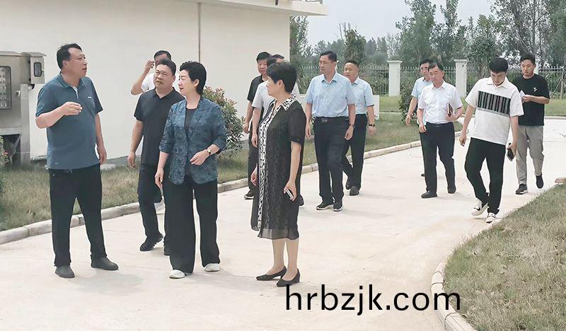 熱烈(lie)歡(huan)迎(ying)各領(ling)導(dao)視(shi)詧我司承建的桺河(he)及(ji)儸崗(gang)汚(wu)水(shui)處理廠(chang)項目